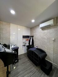Toa Payoh Central (D12), Shop House #466014901
